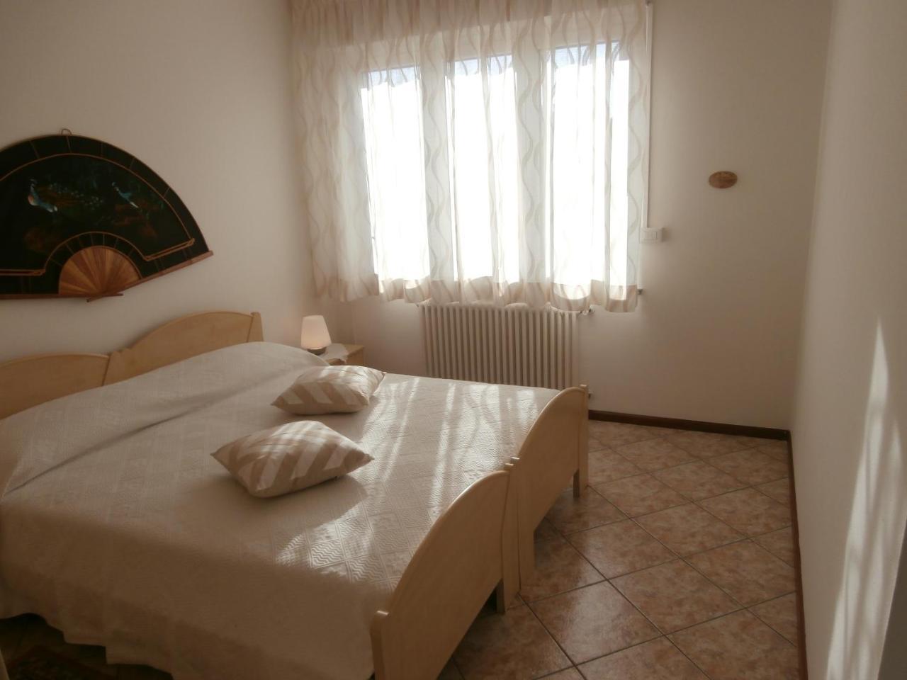 Agata Apartments Grado Extérieur photo
